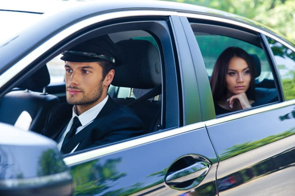 Corporate bus service in Dubai, UAE for staff transport and business travel