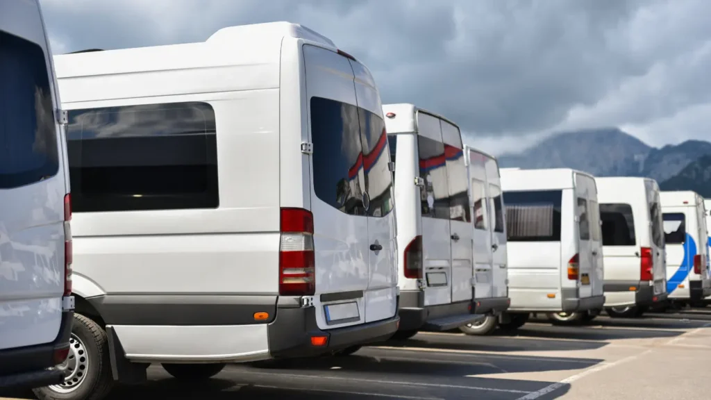 Minivan rental UAE providing compact and efficient transportation for small group trips across Dubai and UAE