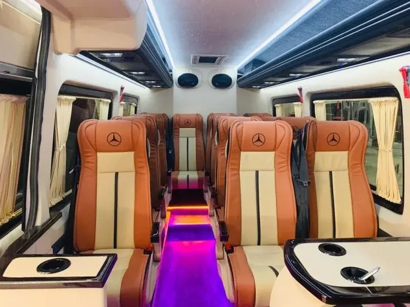Luxury Mercedes Sprinter rental van in Dubai for private group travel