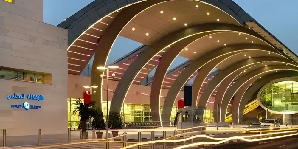 Airport transfer from Dubai to Abu Dhabi with professional driver